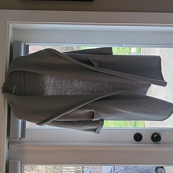 Long jacket cardigan type sweater - Picture 2 of 5